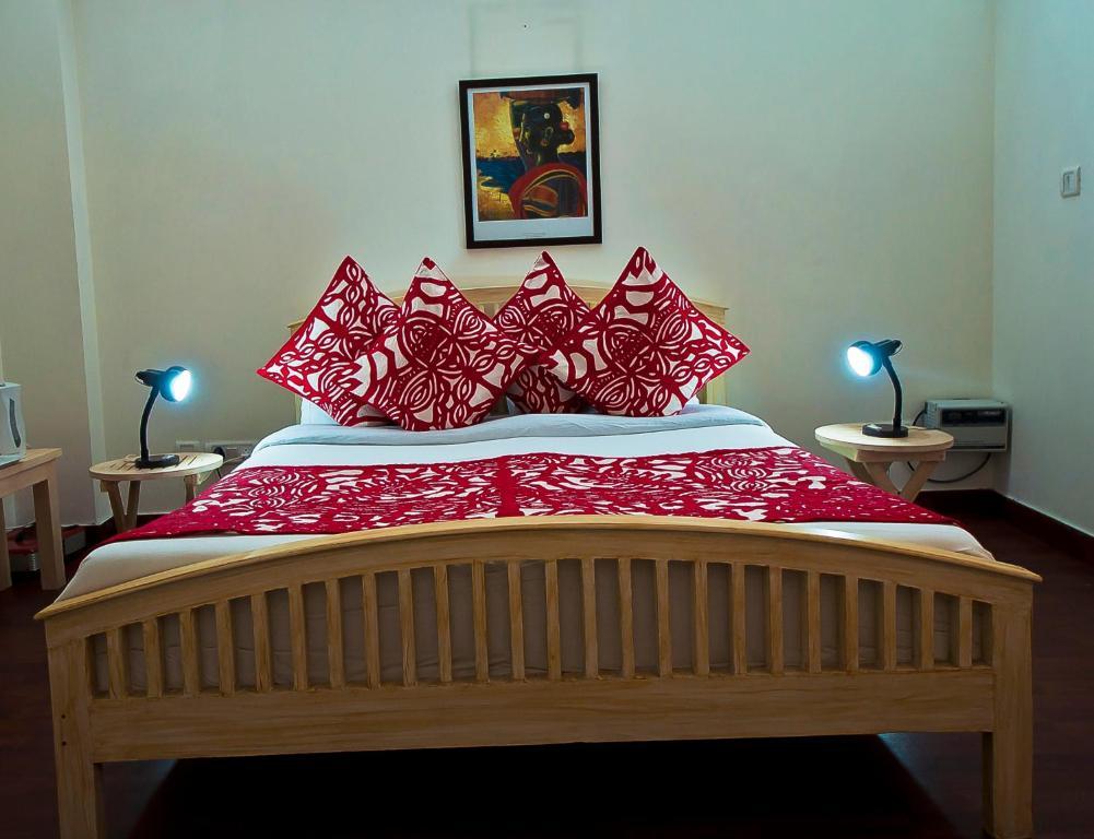 Bed & Breakfast Colonel's Retreat At The Airport 3*