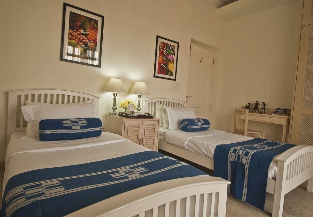 Colonel's Retreat At The Airport Bed & Breakfast Delhi (National Capital Territory of India)